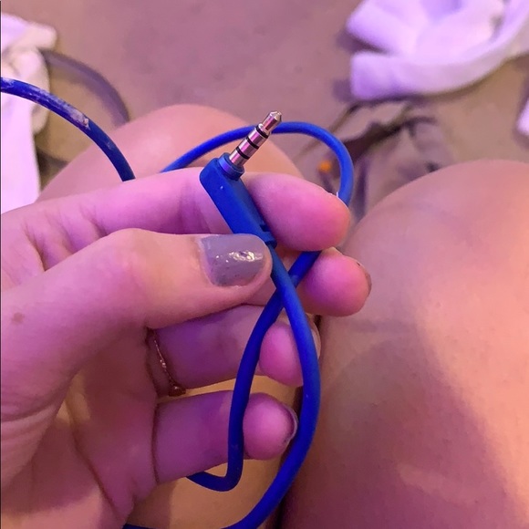 beats - Picture 2 of 2